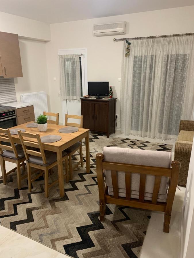 Renovated Apartment In The Center Of Larisa Larissa Exterior photo